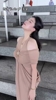 不愧是国产卡戴珊！野球场肘姐这身长裙装扮真显富态啊😍